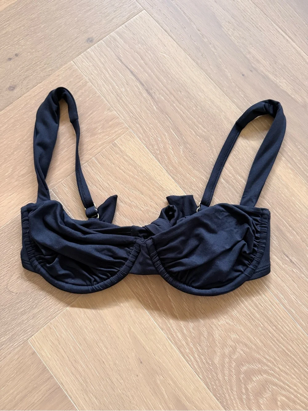 Monday Swimwear Malibu Top in Black
